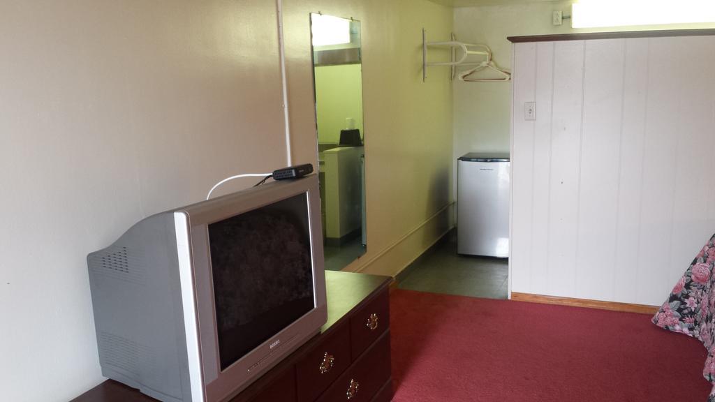 H&K Motel Anderson Δωμάτιο φωτογραφία